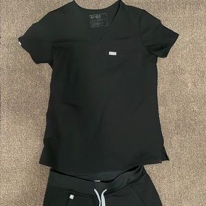 FIGS scrubs